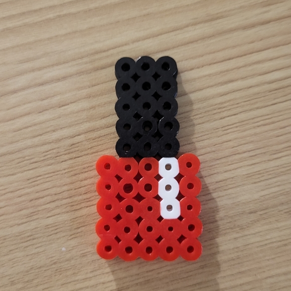 Makeup Magnet Perler Bead - Picture 6 of 11